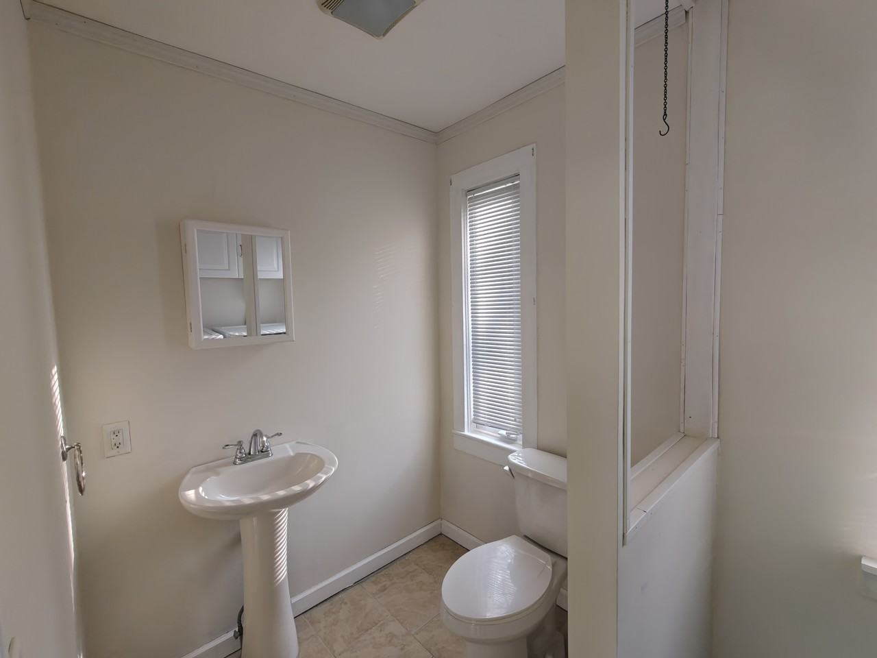 509 Hallstead St #509 - Photo 4 of 15