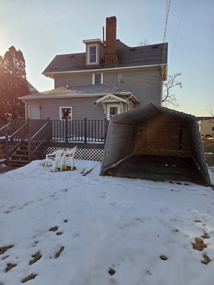 408 E Oak St #NA - Photo 2 of 16