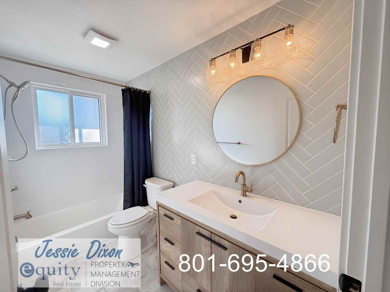 586 E 4300 S #1 - Photo 4 of 25