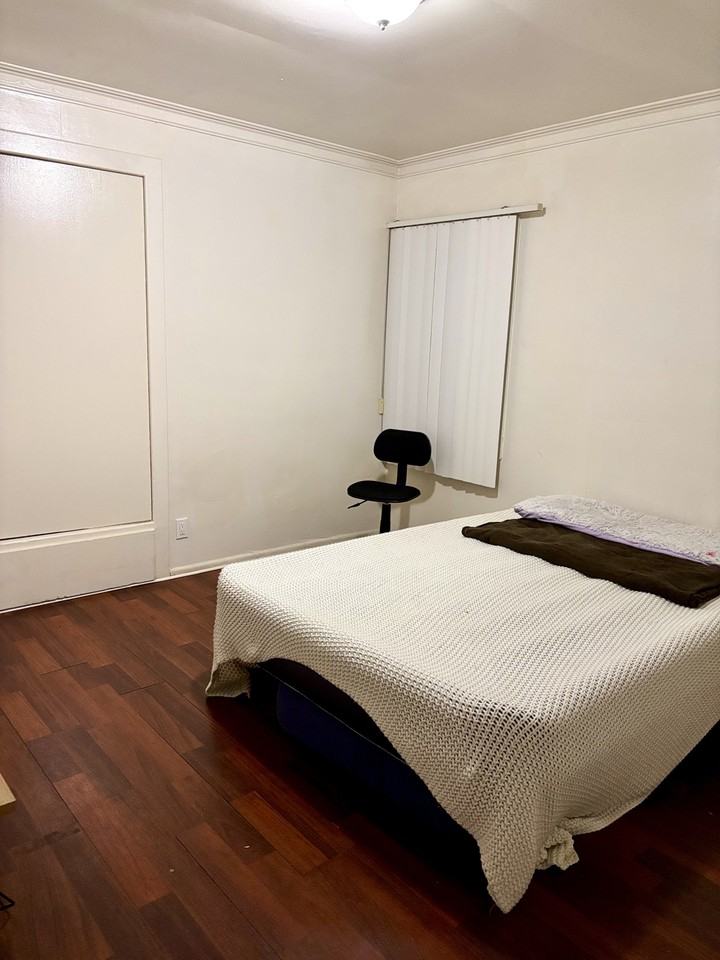 10045 S St Andrews Pl #2FRONT - Photo 2 of 6