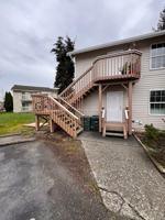 featured image of 5660 Eagle Pkwy #1