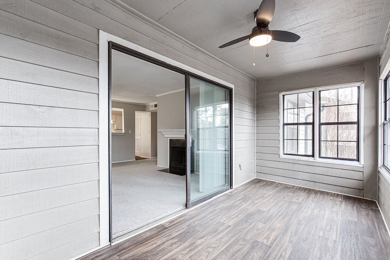 Elevate Twenty Three - Photo 7 of 16