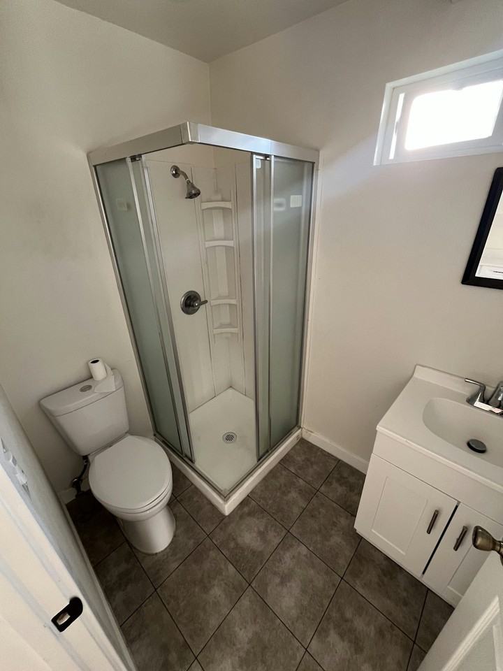 15704 Crenshaw Boulevard, Unit SIngle Studio - Photo 3 of 10