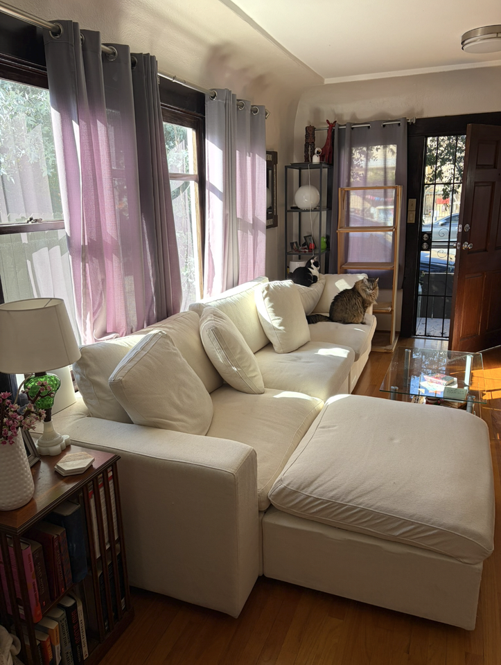 3035 Thorn Street - Photo 3 of 19