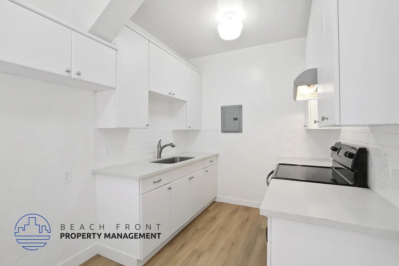 26 Alamitos Ave. - Photo 2 of 11