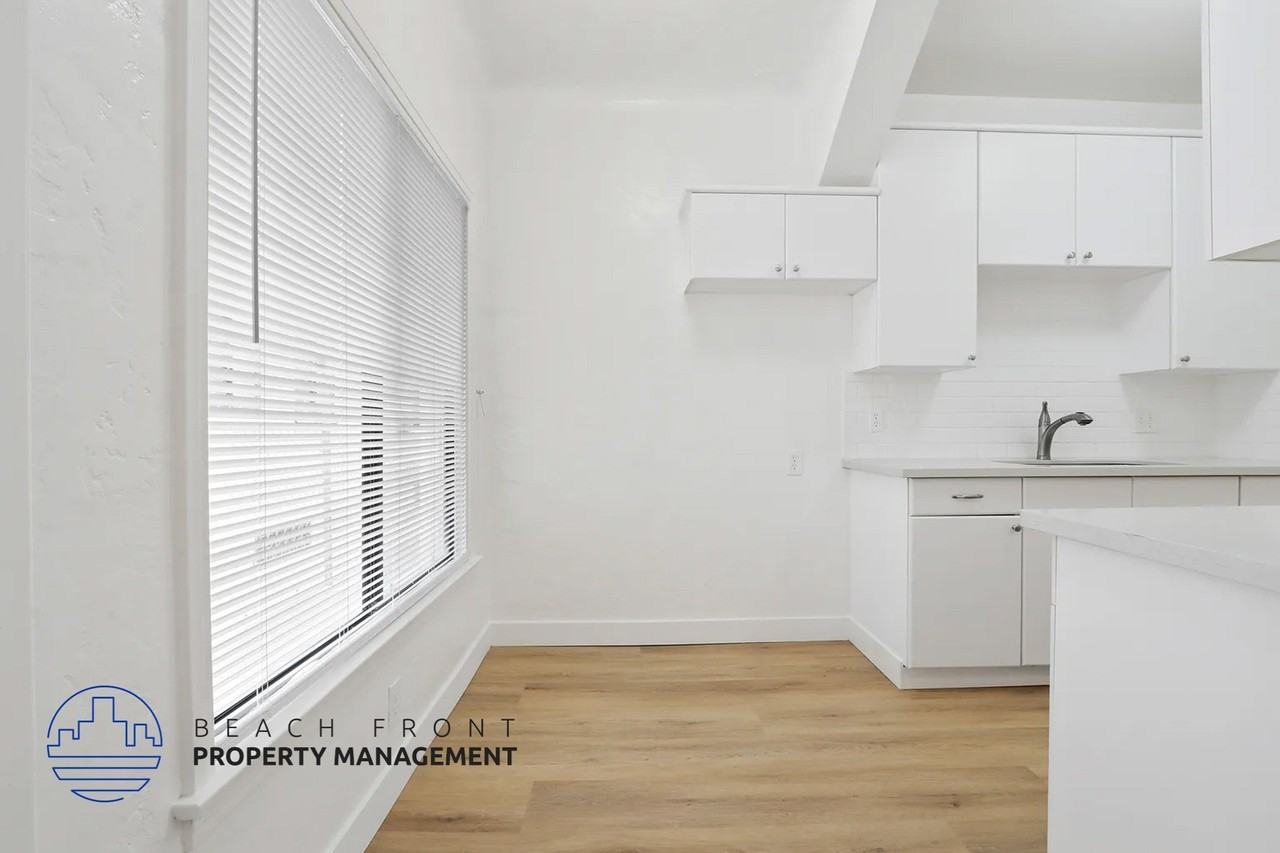 26 Alamitos Ave. - Photo 3 of 11