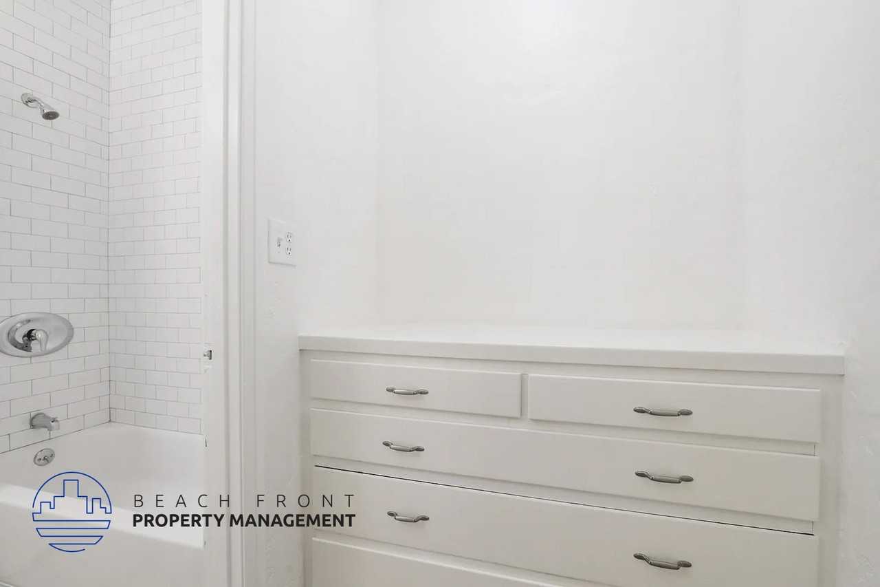 26 Alamitos Ave. - Photo 6 of 11