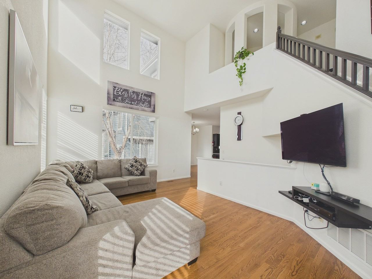 2899 Woodbriar Drive - Photo 6 of 34