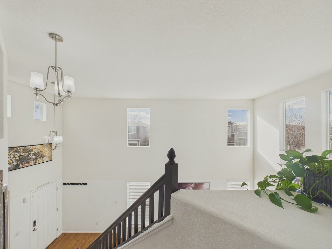 2899 Woodbriar Drive - Photo 7 of 34