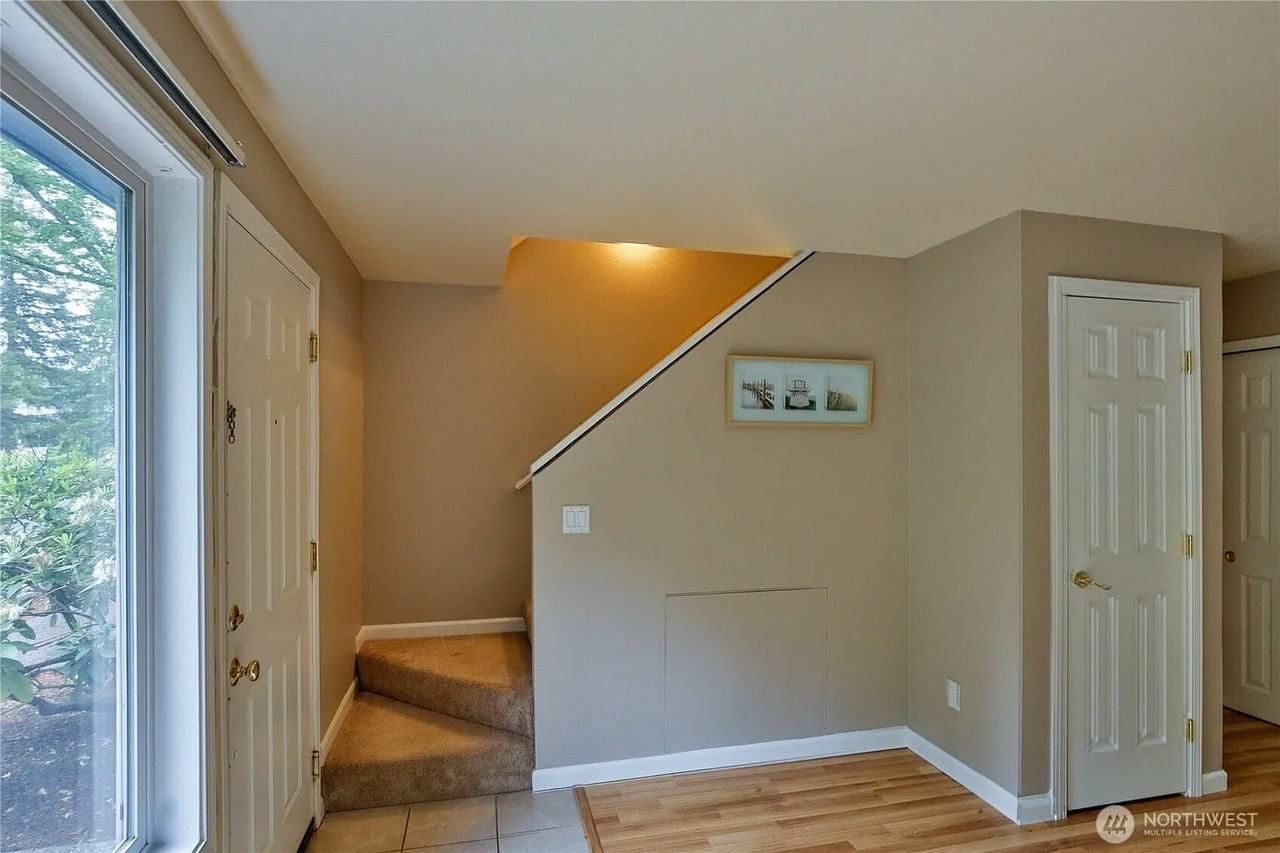 3903 148th Avenue Northeast, Unit A - Photo 5 of 16