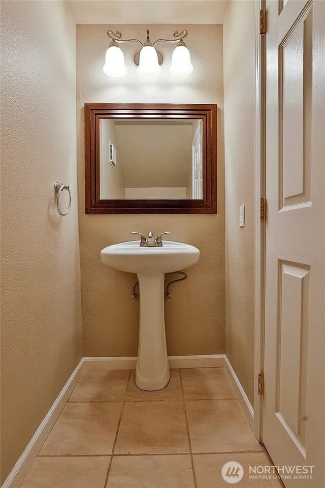 3903 148th Avenue Northeast, Unit A - Photo 6 of 16