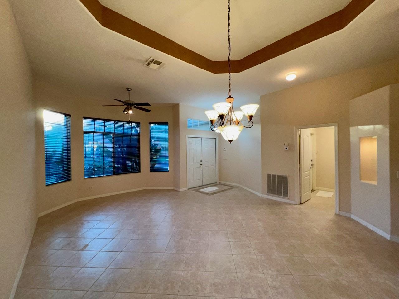 15459 Laguna Hills Drive - Photo 7 of 28