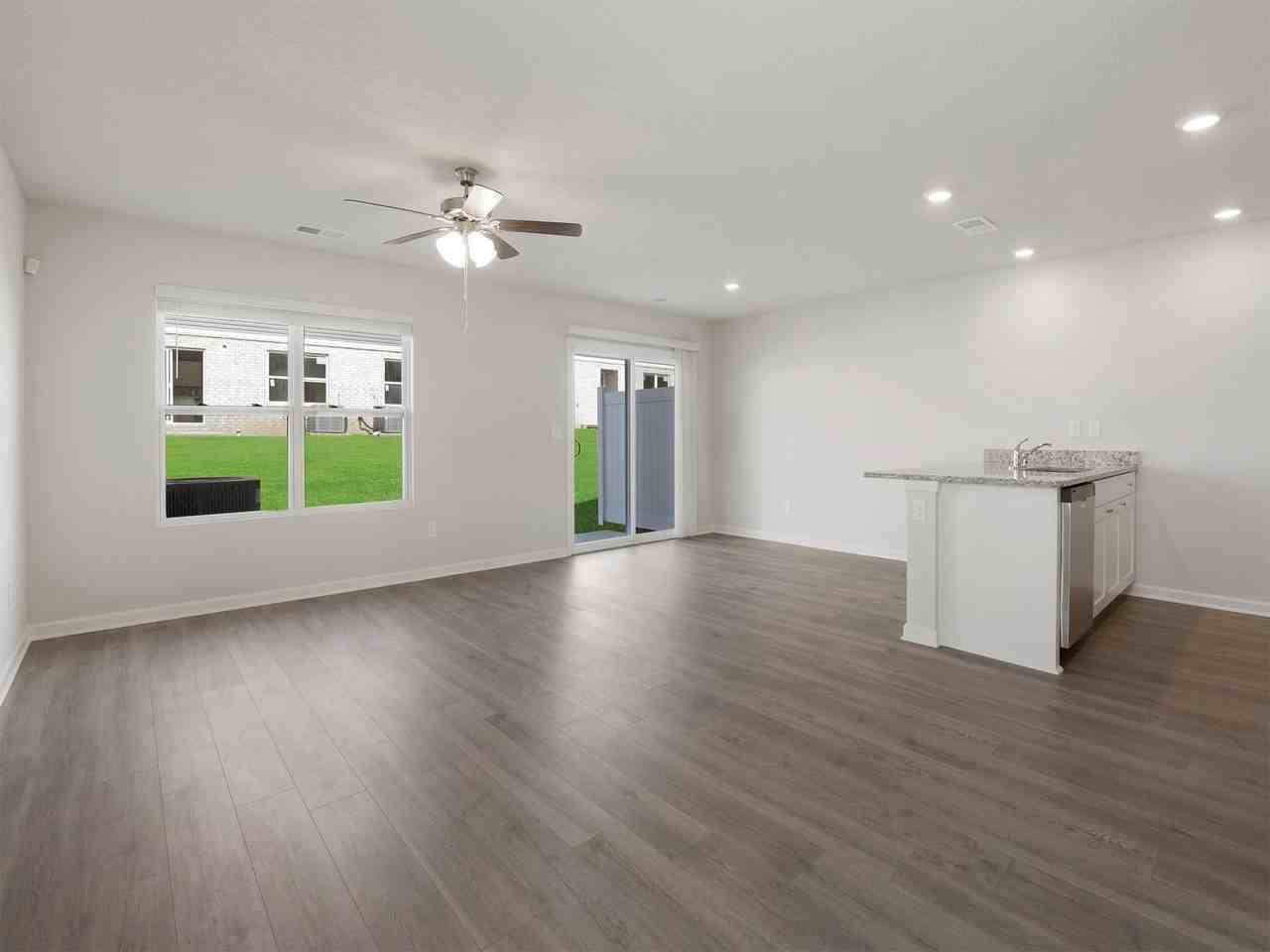 Townes at Ridgecrest - Photo 4 of 19