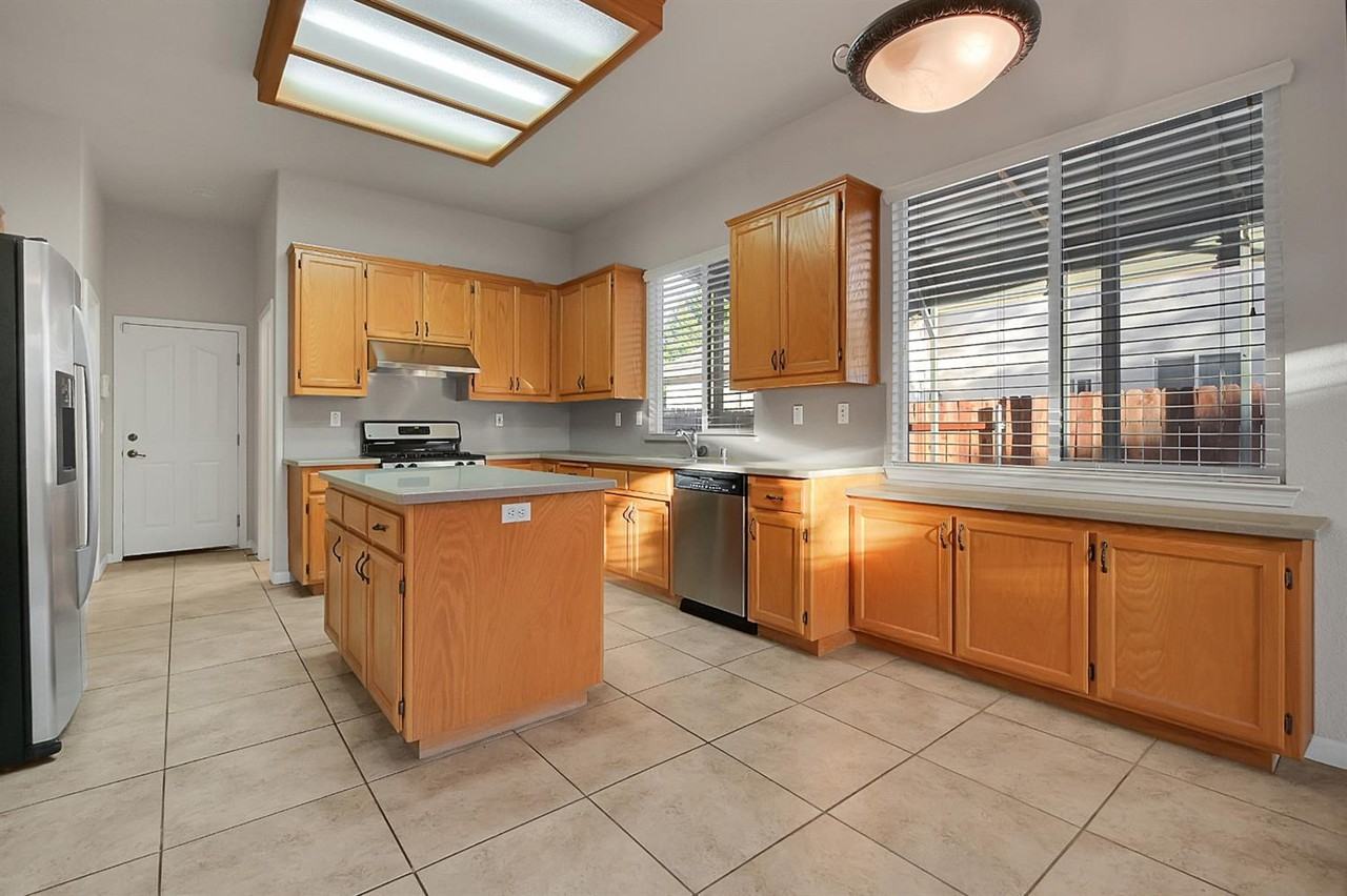 1889 Tres Picos Dr #1 - Photo 6 of 17