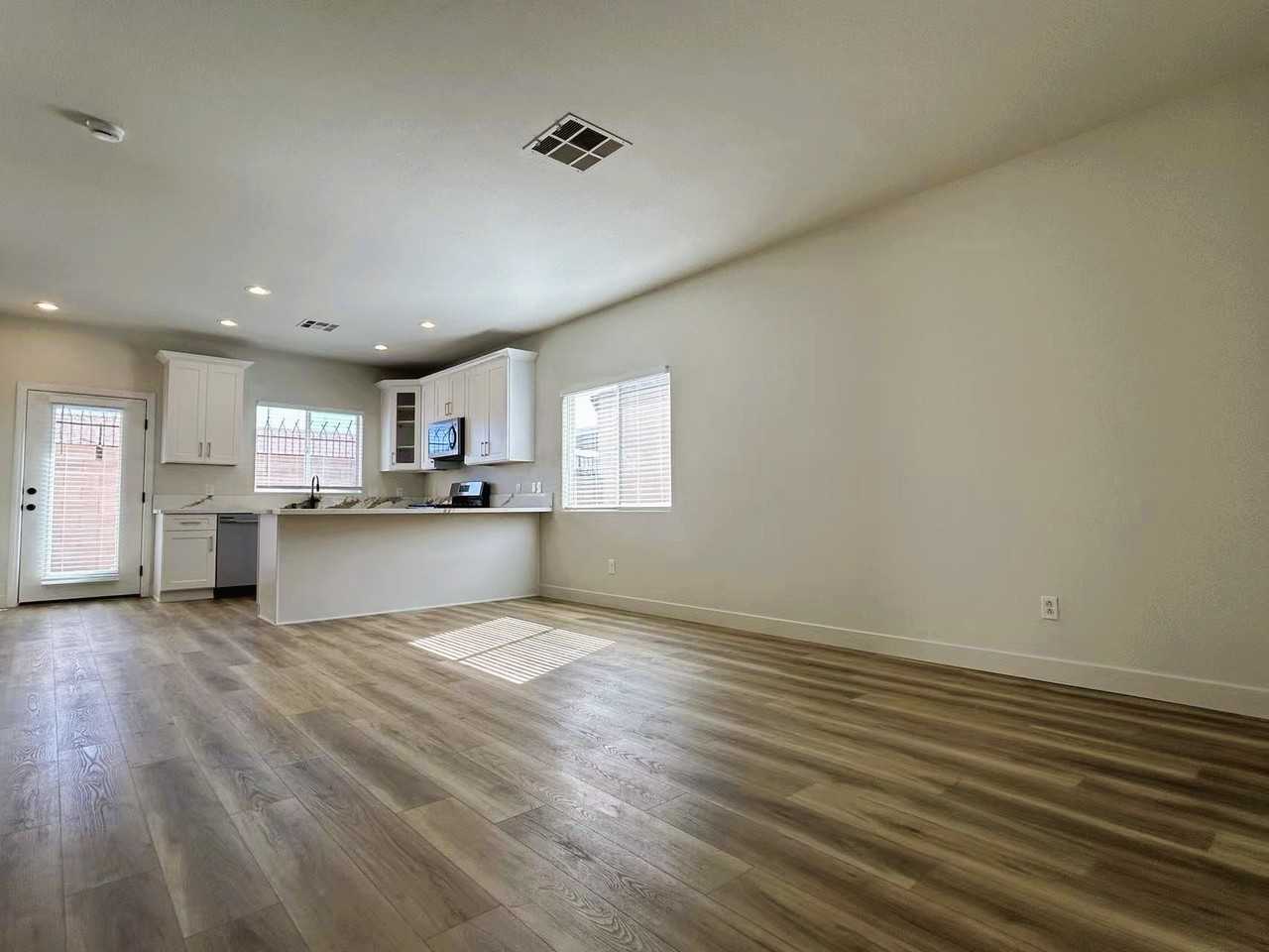 2112 Fred Brown Dr #1 - Photo 2 of 10