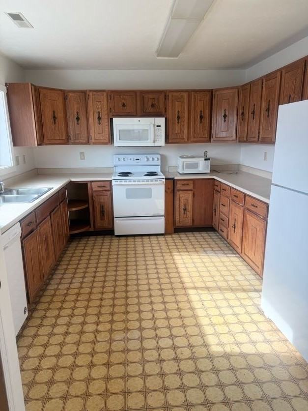 301 Budd Ave #1 - Photo 7 of 17