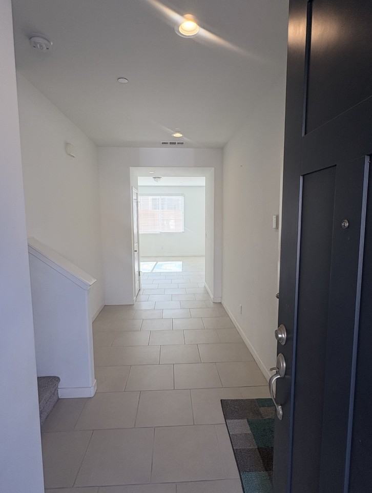 836 Soledad Ave #1 - Photo 5 of 21