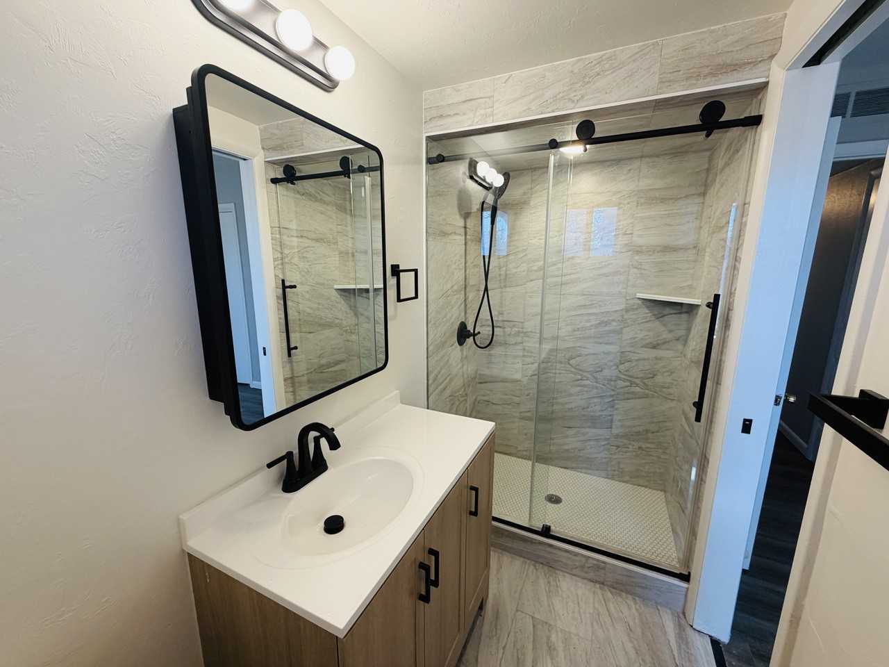 3324 Nw 64th St #1 - Photo 6 of 10