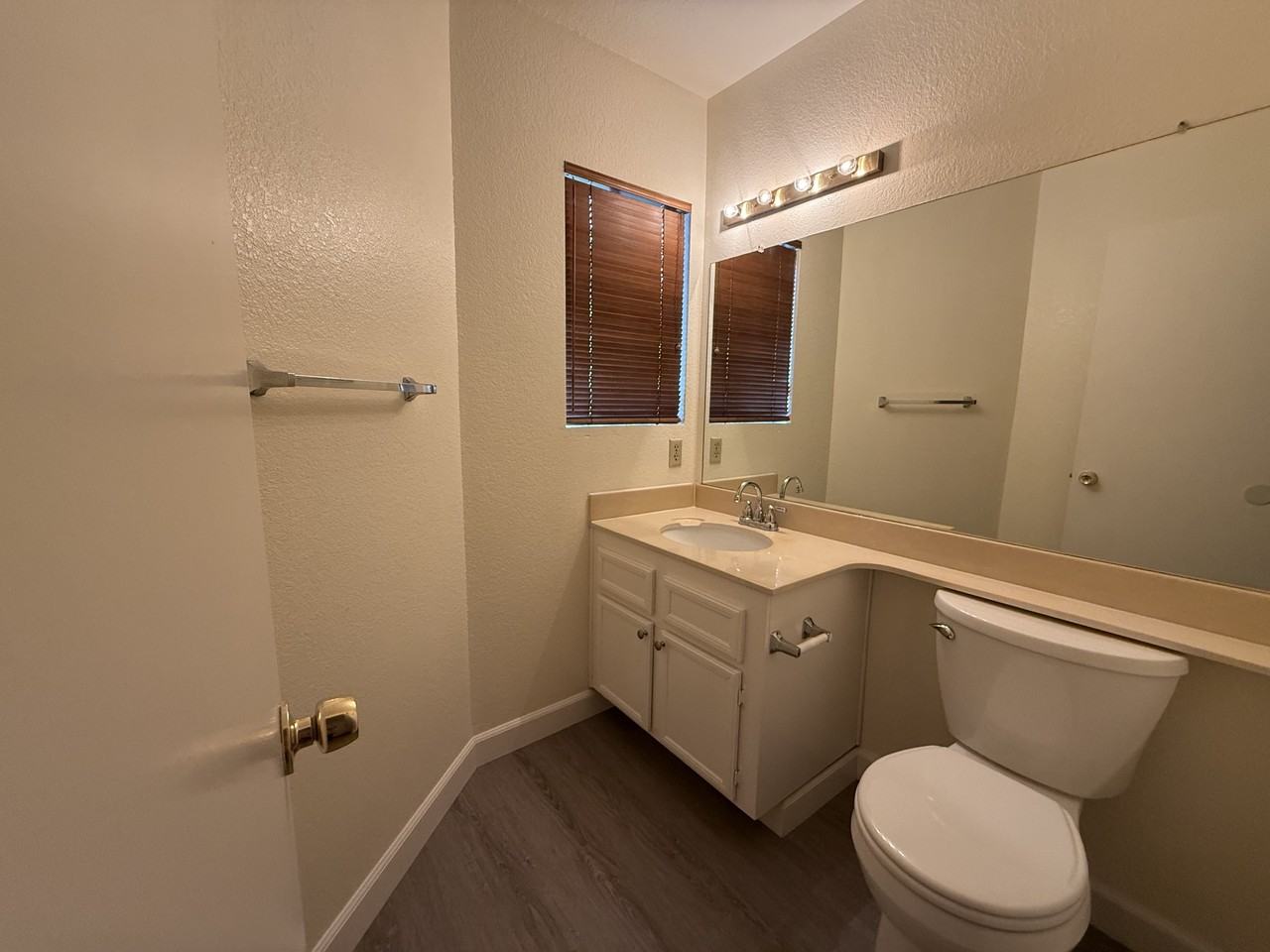 403 Windjammer Cir #0 - Photo 2 of 9