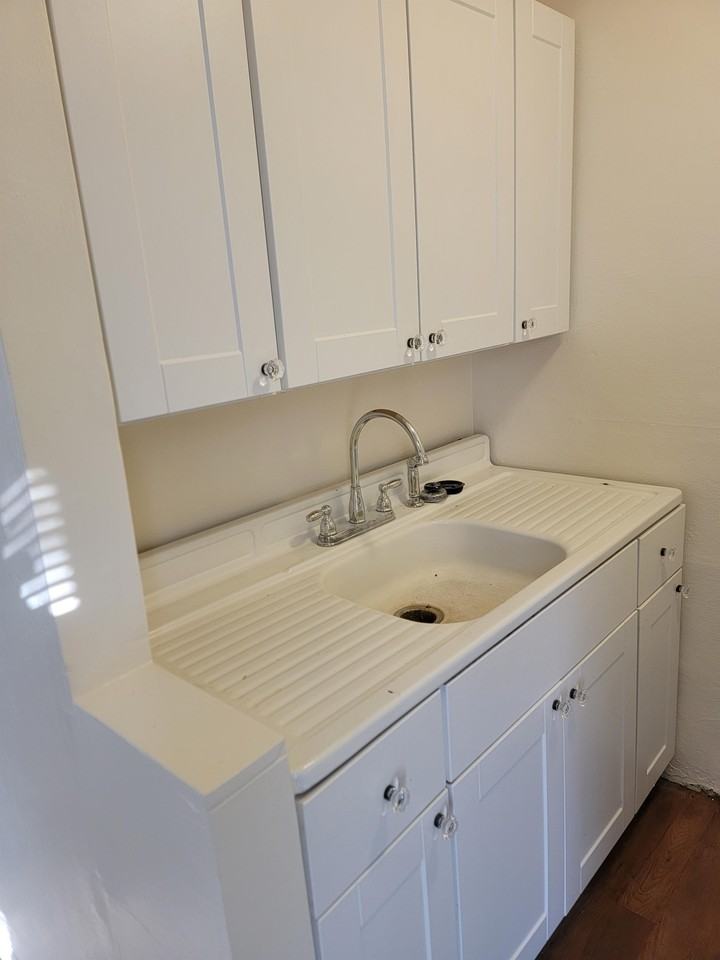 149 South 800 East - Photo 2 of 20