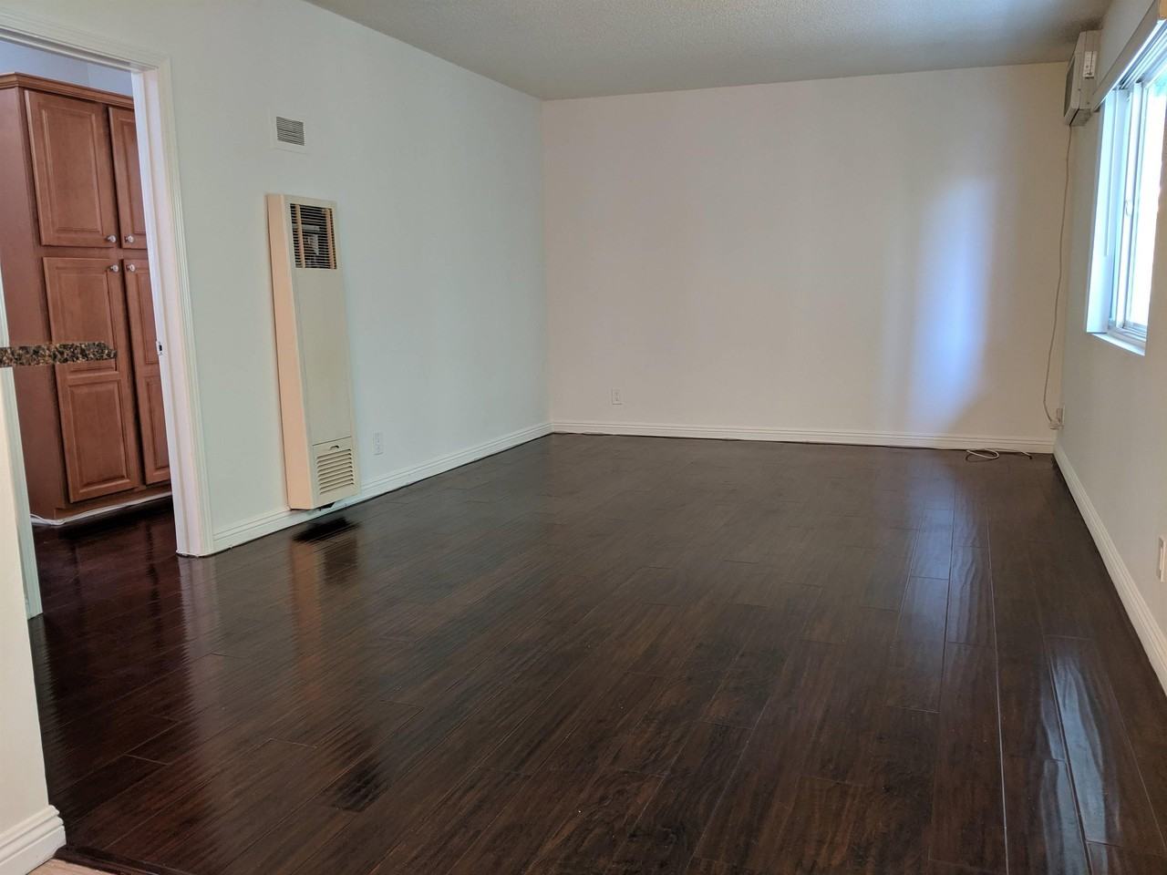 3653 Mentone Avenue - Photo 2 of 20