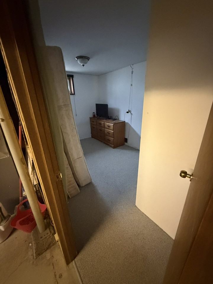 8 Wynten Cres - Photo 6 of 9