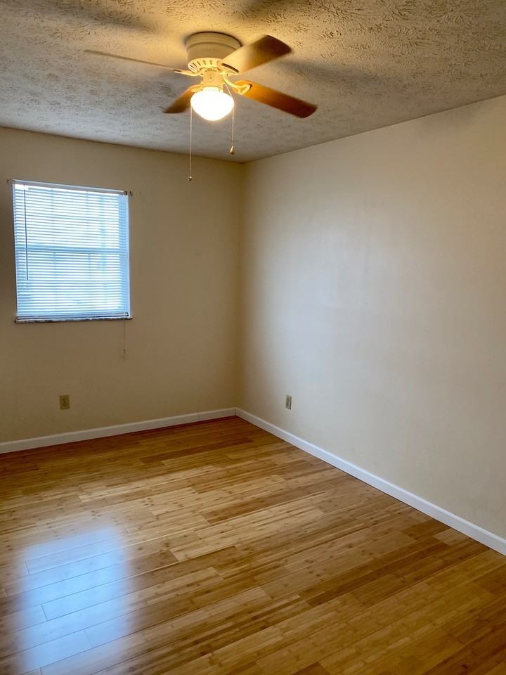 Buffington - Photo 3 of 50