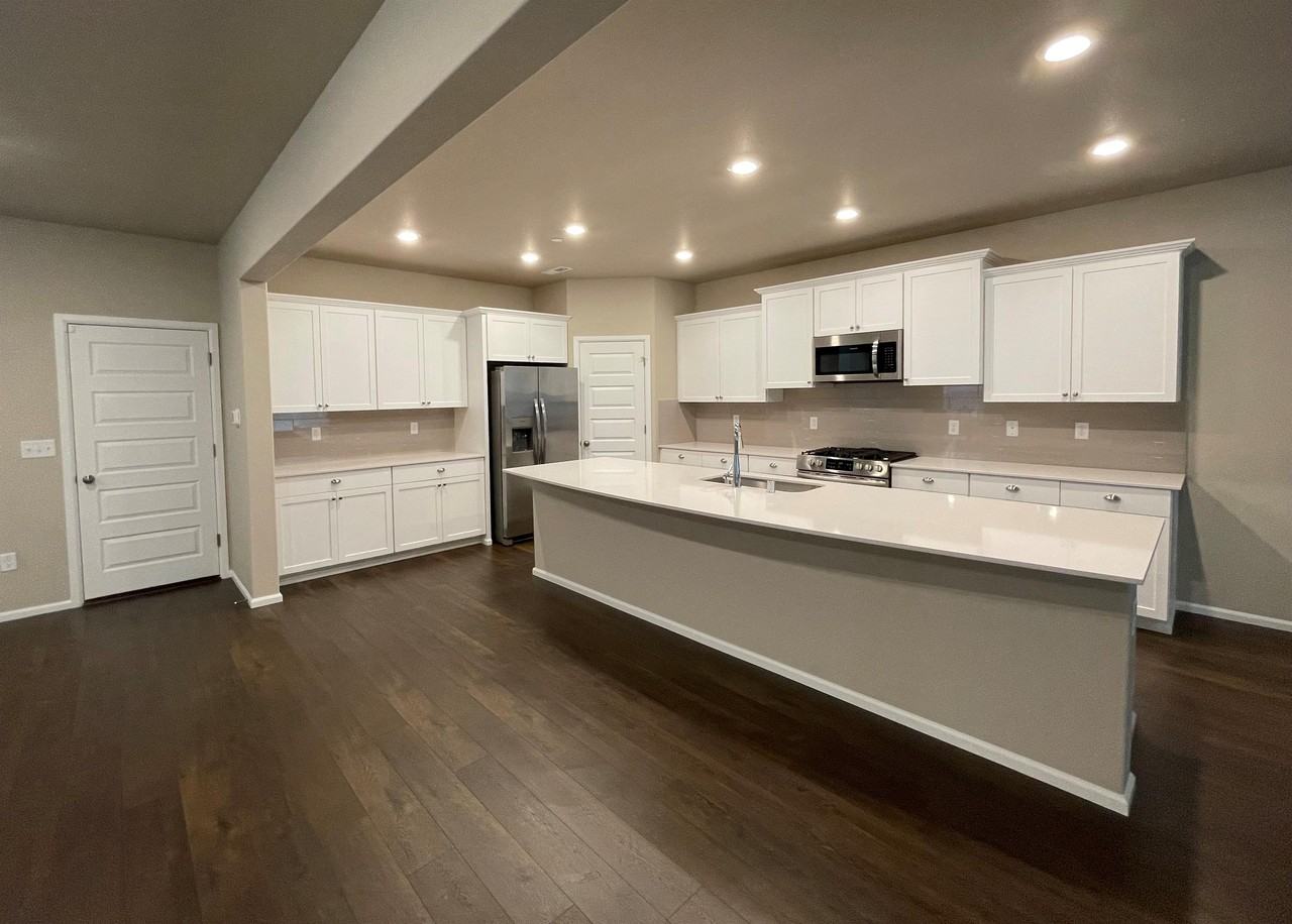 913 Timberline Ave #1 - Photo 5 of 21