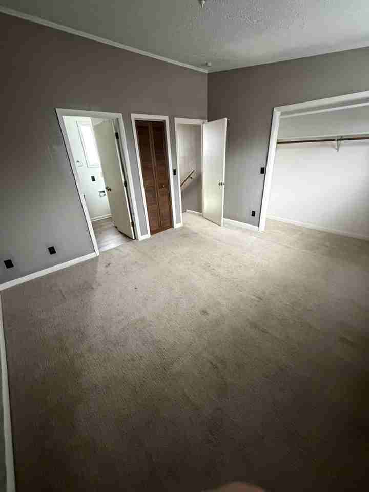 110 - 116 East Chilhowie Avenue - Photo 4 of 10