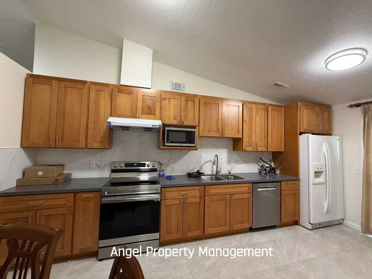 5904 Stallon Way - Photo 2 of 10