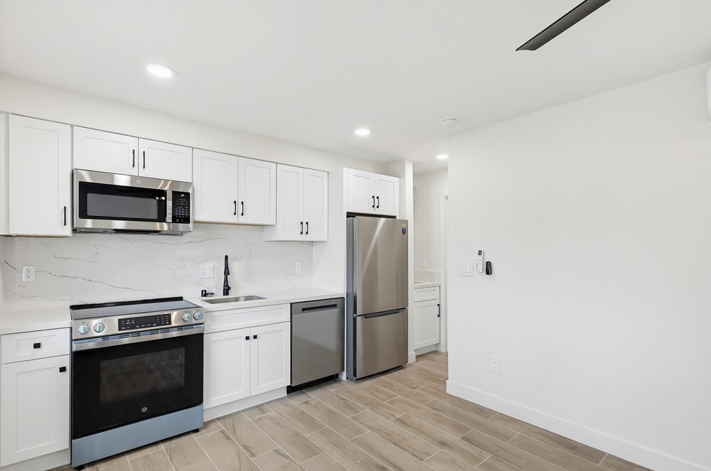 3330 Altadena Ave. - Photo 7 of 30