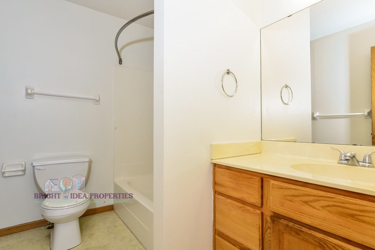 2737 Douglas Dr N #1 - Photo 7 of 27