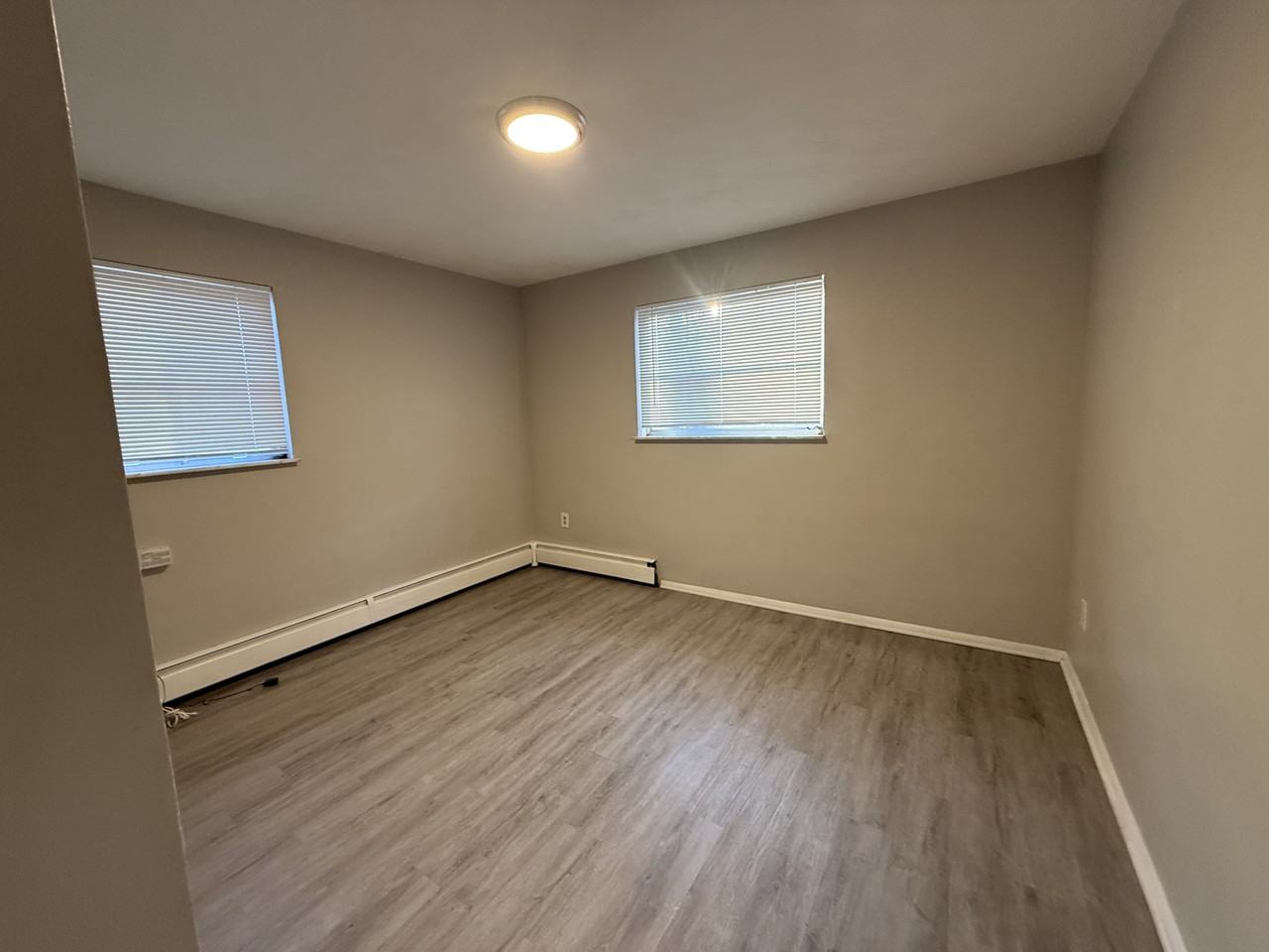 837 Seton Ave #2 - Photo 5 of 6