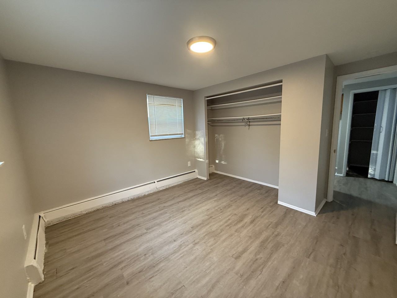 833 Seton Ave #4 - Photo 5 of 10