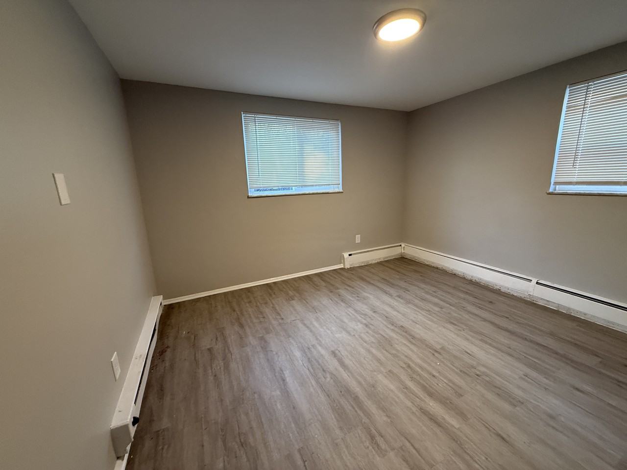 833 Seton Ave #4 - Photo 6 of 10