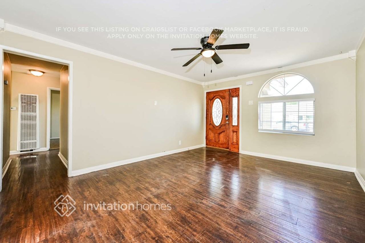 212 E 185th St - Photo 3 of 17