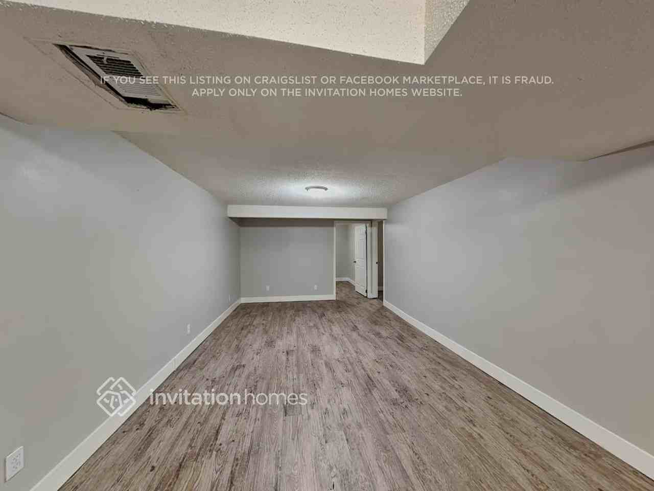 19857 E Cornell Ave - Photo 7 of 20