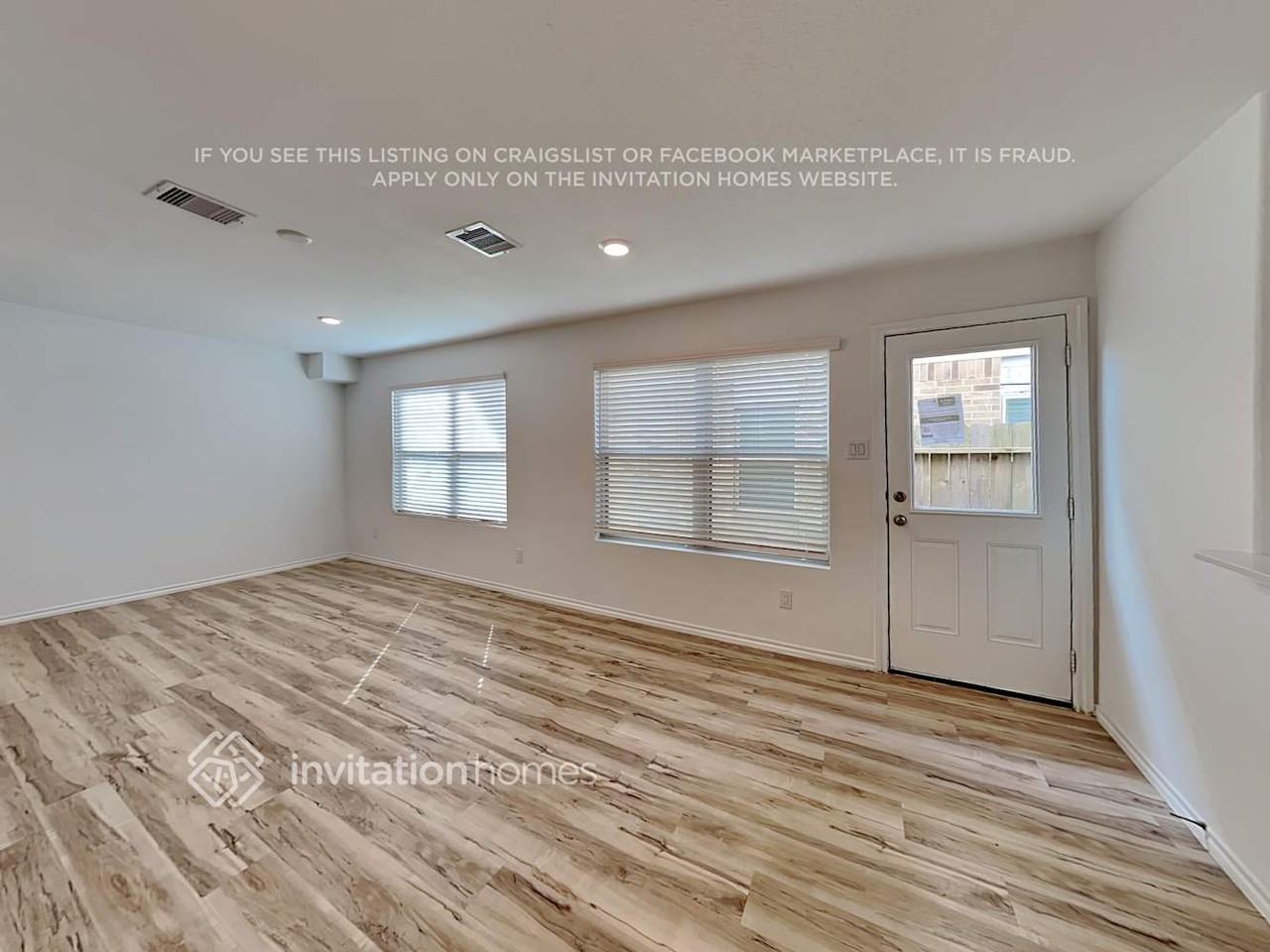 24114 Mustang Run Dr - Photo 4 of 20