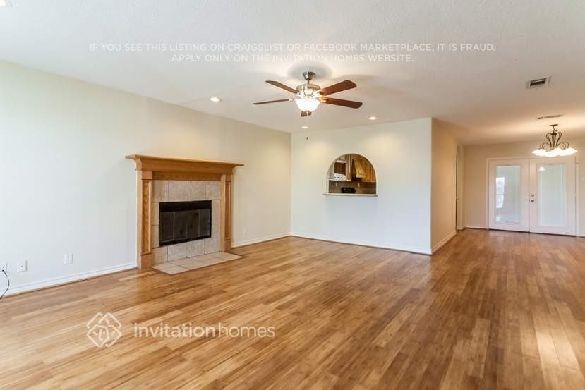 10482 Twin Circles Dr - Photo 5 of 15