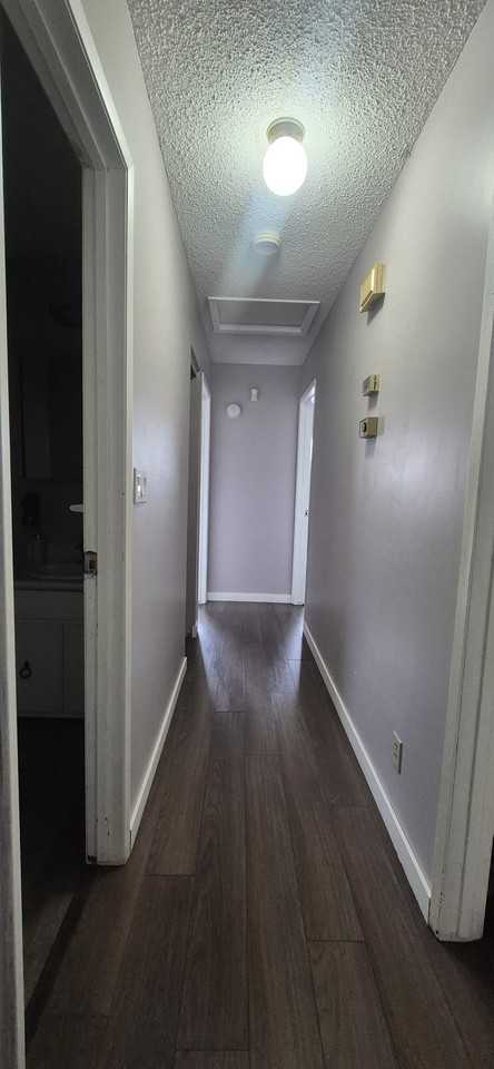 82 Rillwillow Pl #1 - Photo 7 of 11