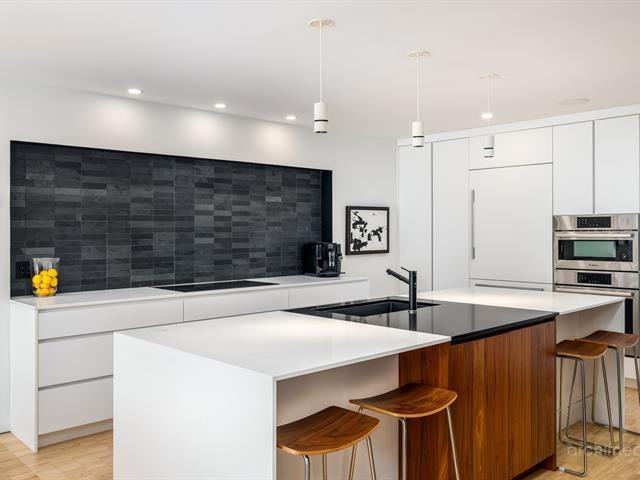 2600 Av Pierre-Dupuy #518 - Photo 4 of 10