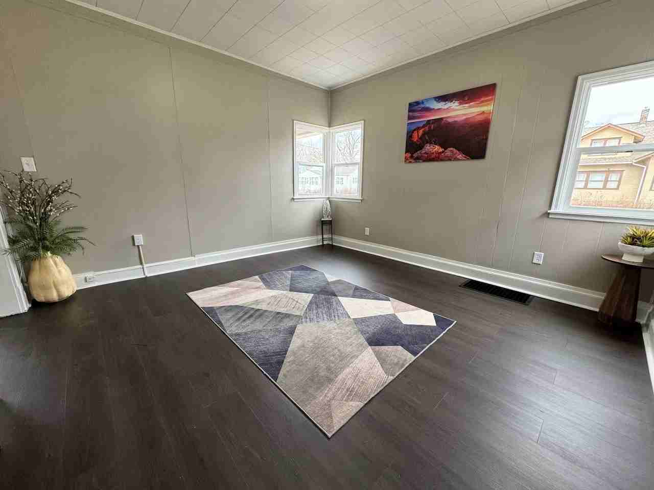 300 Charles St - Photo 3 of 30