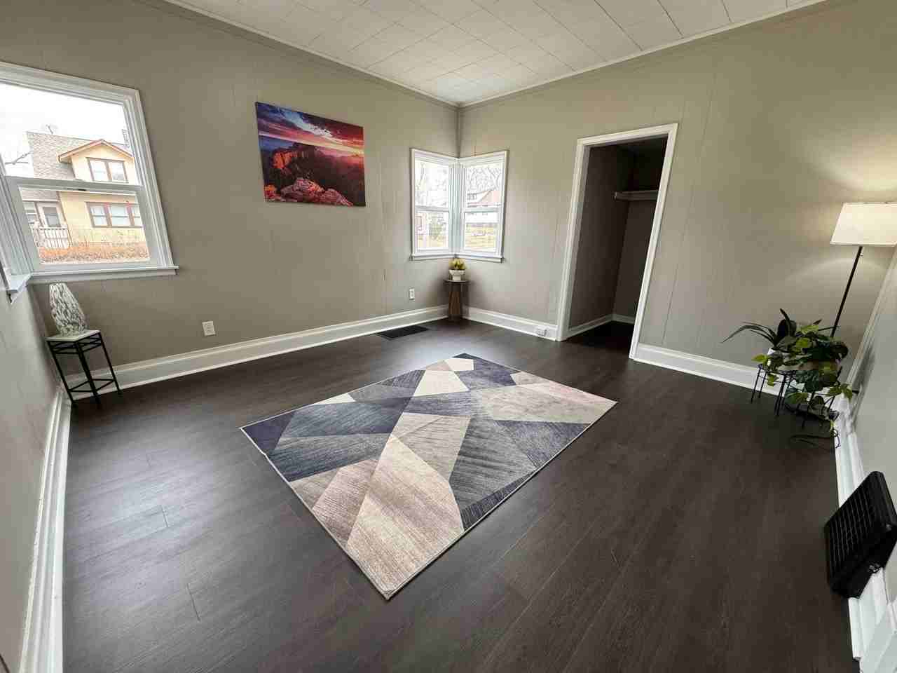 300 Charles St - Photo 4 of 30