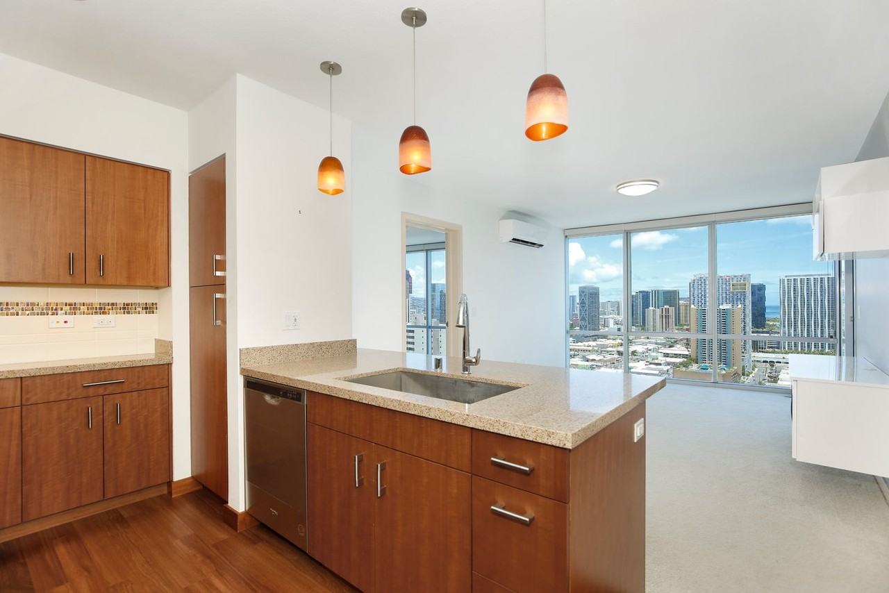 555 South St #3001 - Photo 2 of 23