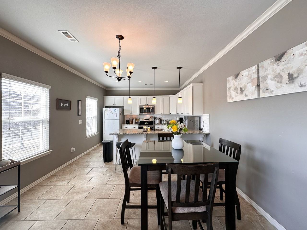 3807 W Pawnee Rd - Photo 5 of 19