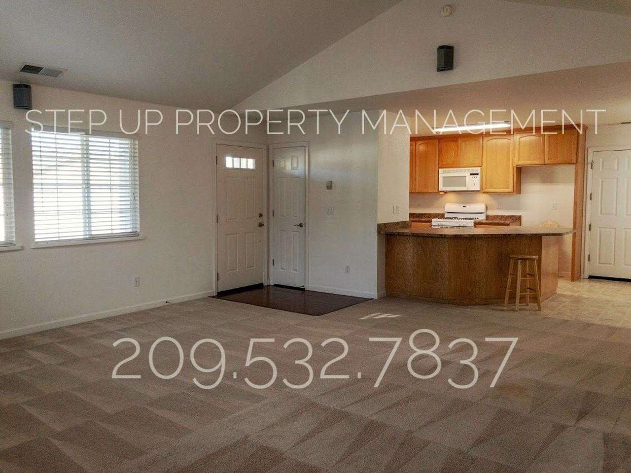 18012 Clouds Rest Rd - Photo 3 of 18