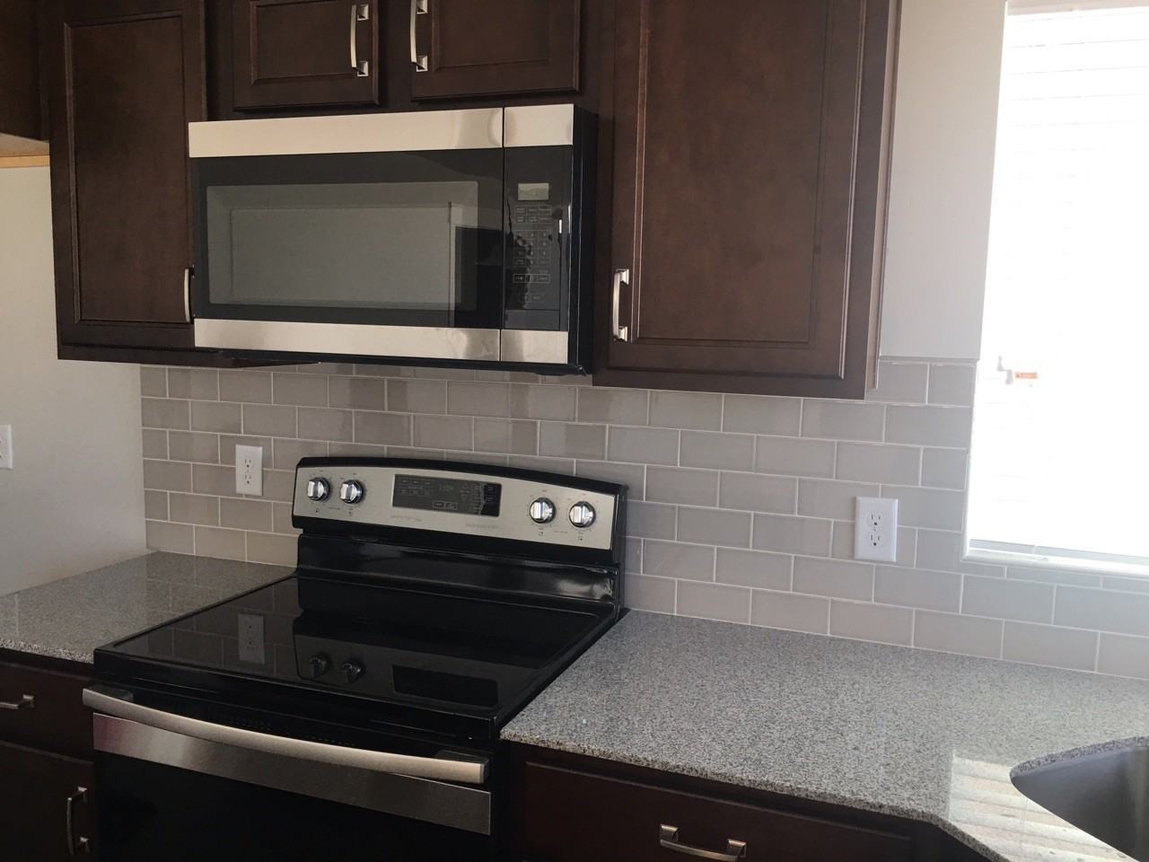 4062 W 1700 N - Photo 5 of 33