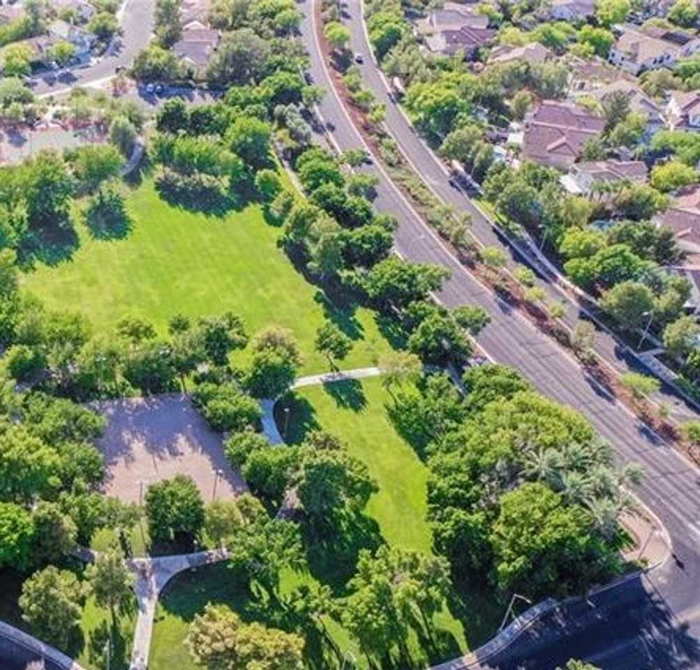 1918 Thunder Ridge Cir - Photo 3 of 44