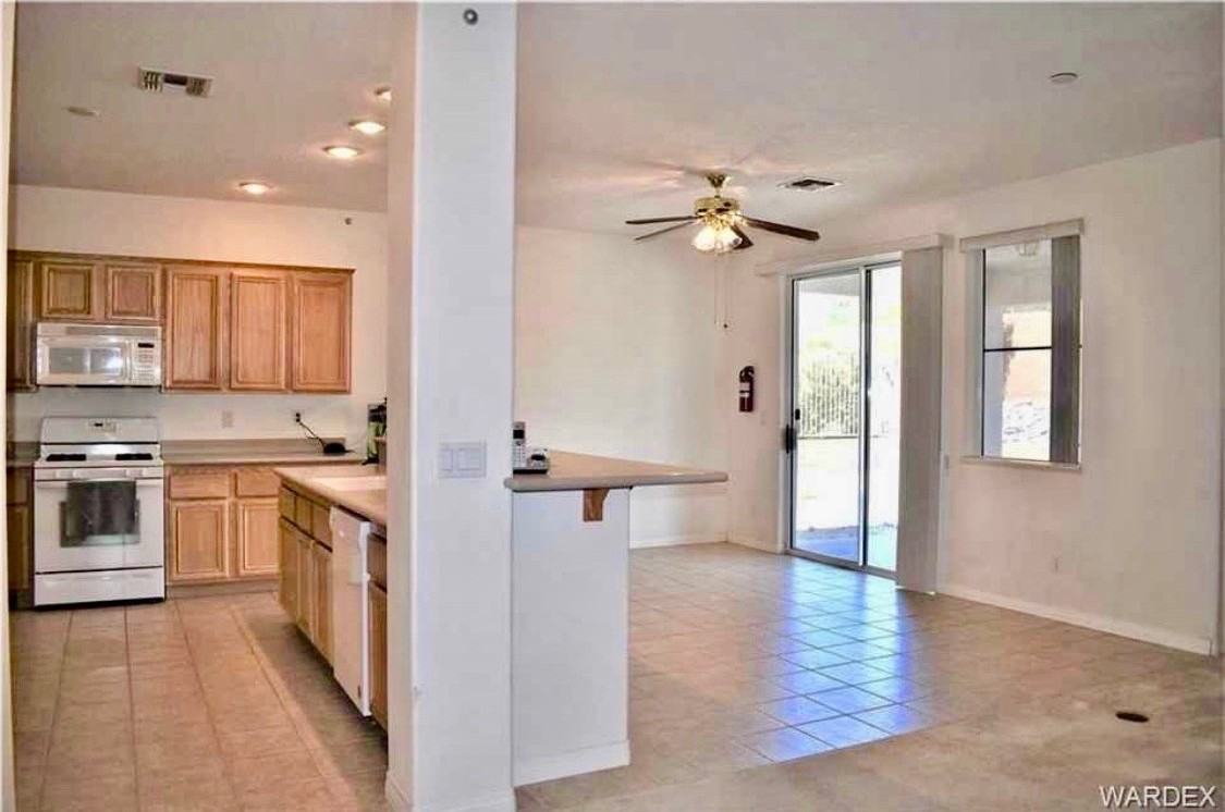 3558 Cottage Wood St - Photo 3 of 11