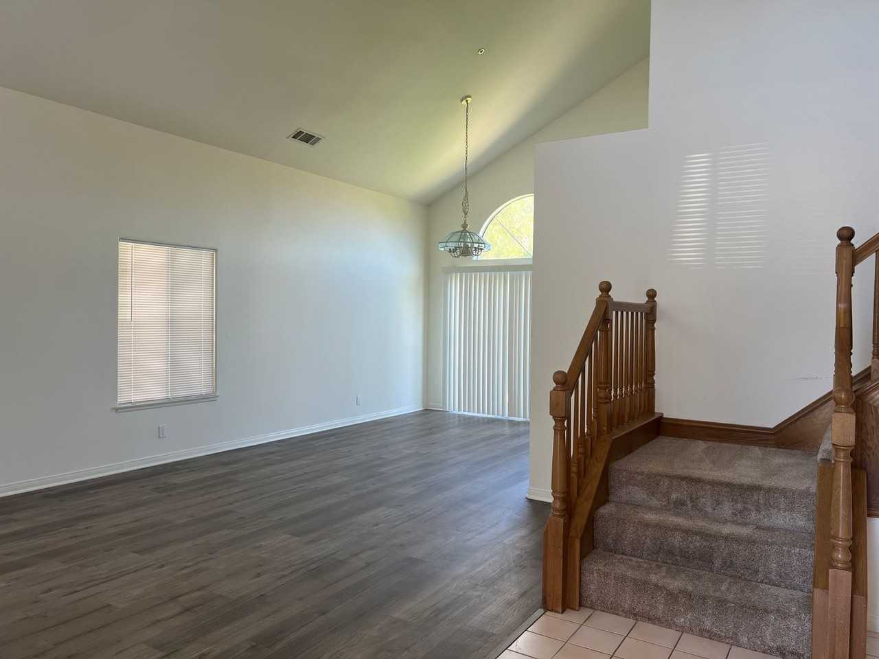 1830 Zircon Ave - Photo 2 of 23